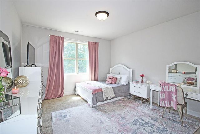 4271 Sierra Creek Court, Hoschton, GA 30548