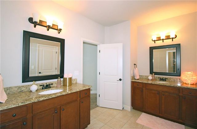 4271 Sierra Creek Court, Hoschton, GA 30548