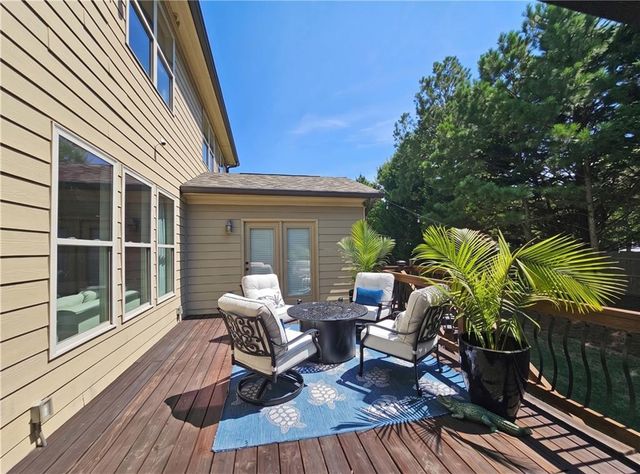 4271 Sierra Creek Court, Hoschton, GA 30548