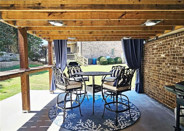 4271 Sierra Creek Court, Hoschton, GA 30548