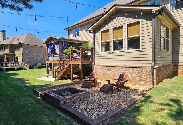 4271 Sierra Creek Court, Hoschton, GA 30548