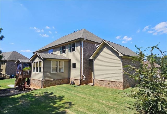 4271 Sierra Creek Court, Hoschton, GA 30548
