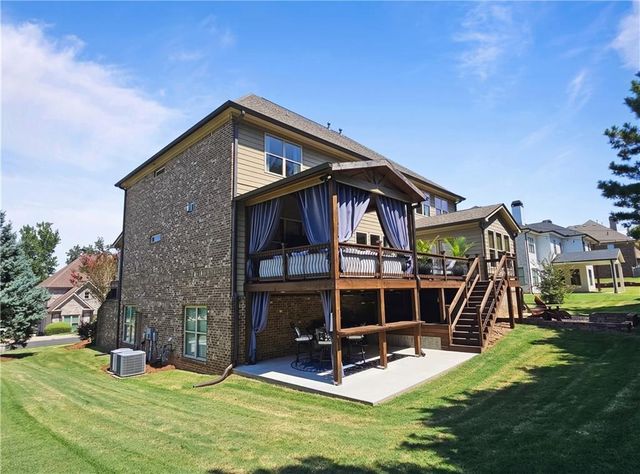4271 Sierra Creek Court, Hoschton, GA 30548
