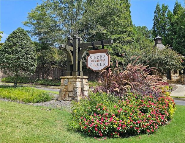 4271 Sierra Creek Court, Hoschton, GA 30548