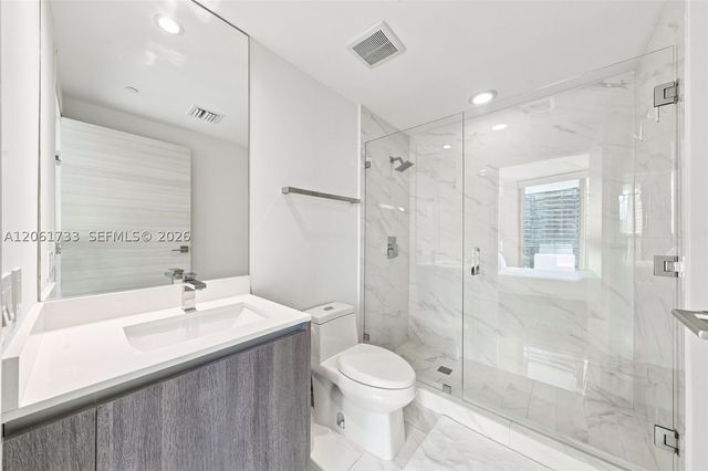 801 S Miami Ave 2502, Miami, FL 33130