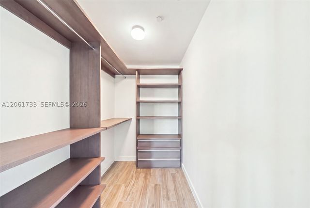 801 S Miami Ave 2502, Miami, FL 33130