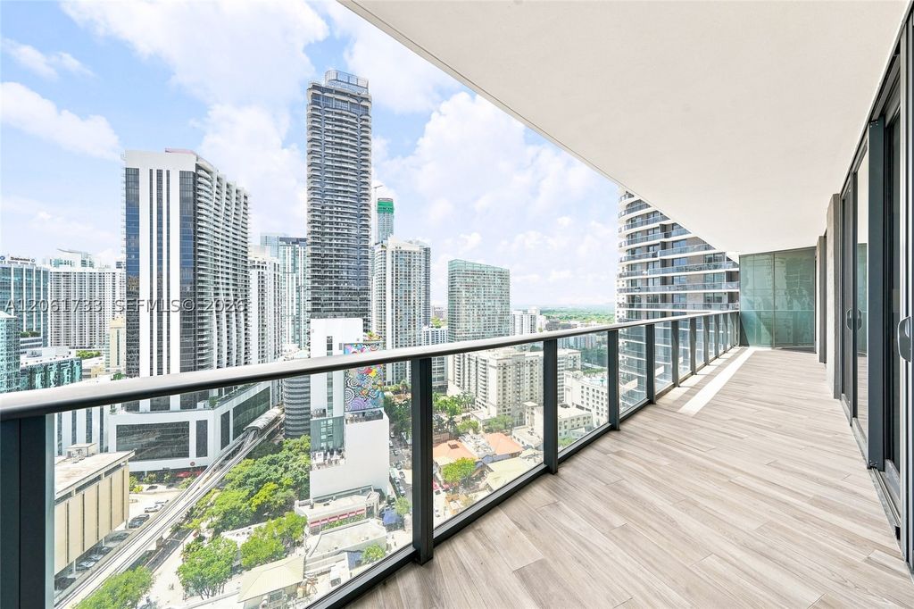 801 S Miami Ave 2502, Miami, FL 33130