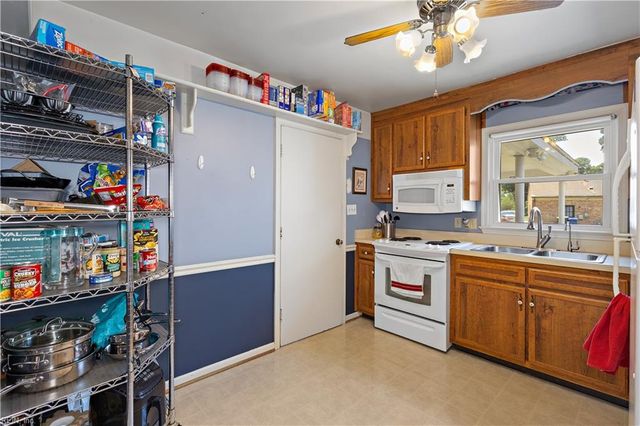 855 Wilmont LN, Newport News, VA 23608