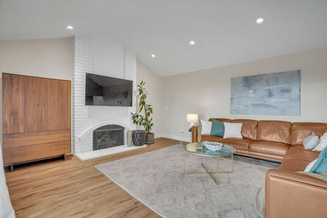 2119 Farmington Pl, Livermore, CA 94550