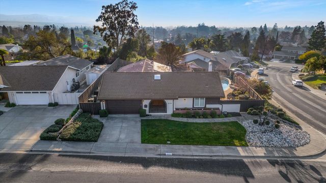 2119 Farmington Pl, Livermore, CA 94550