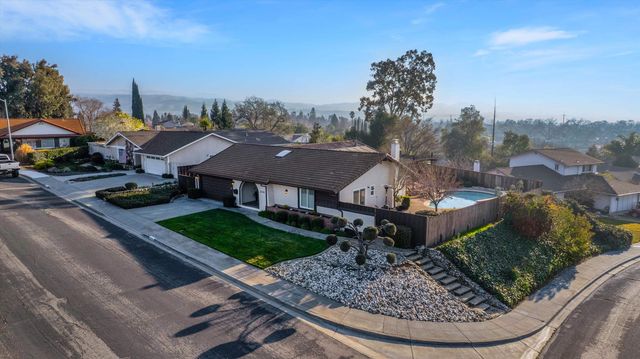 2119 Farmington Pl, Livermore, CA 94550