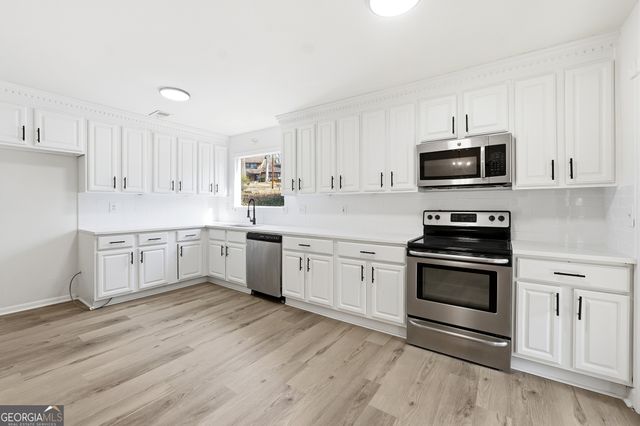 5001 Hickory Oak Court, Stone Mountain, GA 30088