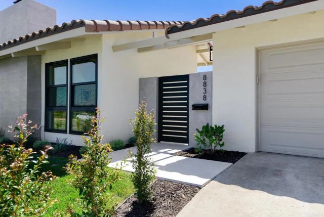 8838 La Jolla Scenic Drive North, La Jolla, CA 92037