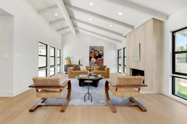 8838 La Jolla Scenic Drive North, La Jolla, CA 92037