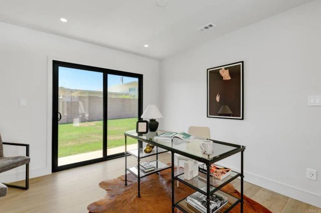 8838 La Jolla Scenic Drive North, La Jolla, CA 92037