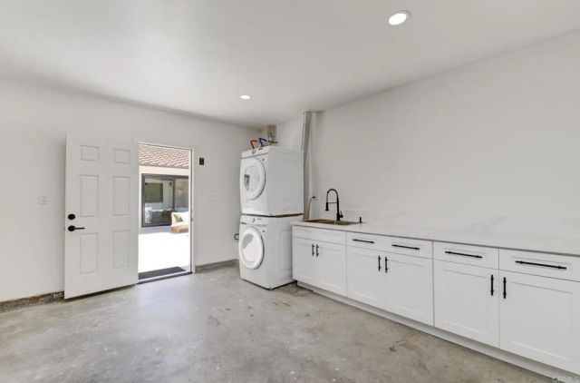 8838 La Jolla Scenic Drive North, La Jolla, CA 92037