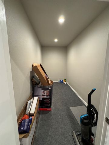 108 W Main Street, Italy, TX 76651