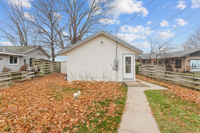 3925 59th Street NW, Maple Lake, MN 55358