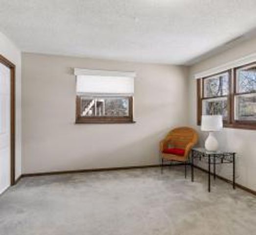 1912 Serendipity Court, New Brighton, MN 55112