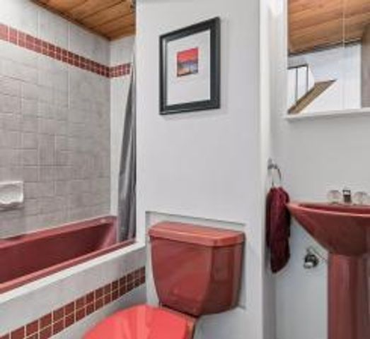 1912 Serendipity Court, New Brighton, MN 55112
