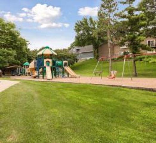 1912 Serendipity Court, New Brighton, MN 55112