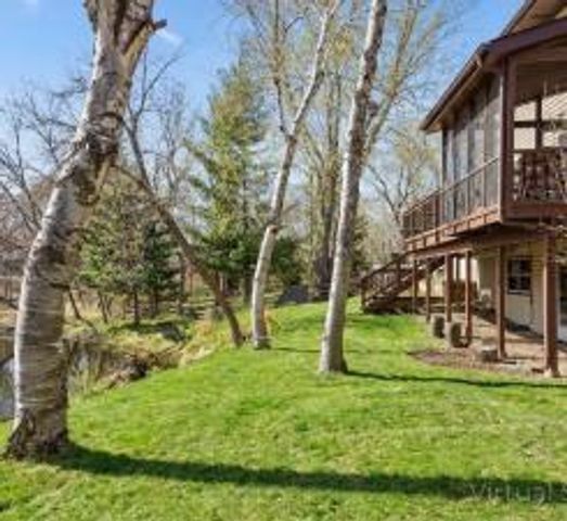 1912 Serendipity Court, New Brighton, MN 55112
