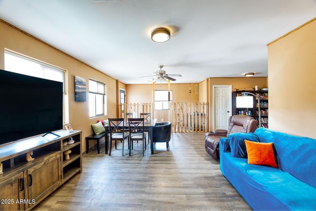 6464 N SIX GUN Road, Willcox, AZ 85643