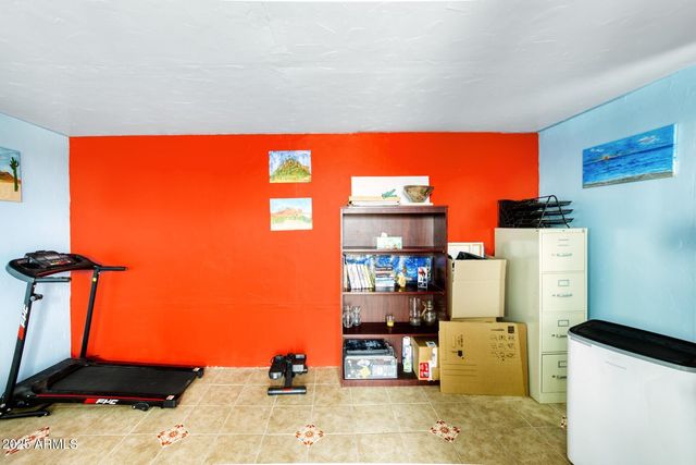 6464 N SIX GUN Road, Willcox, AZ 85643