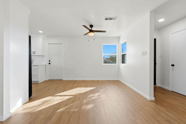 109 Whittier Court, Exeter, CA 93221