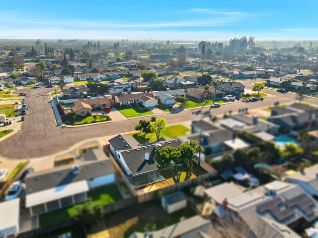 109 Whittier Court, Exeter, CA 93221