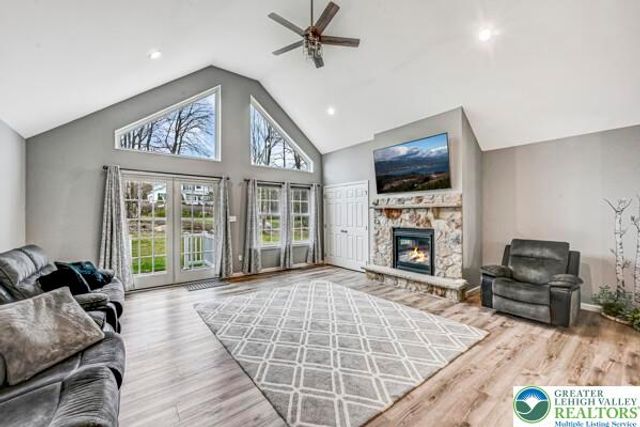 209 Brittany Drive, Penn Forest Twp, PA 18210