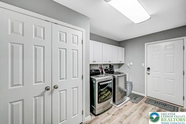 209 Brittany Drive, Penn Forest Twp, PA 18210