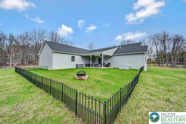 209 Brittany Drive, Penn Forest Twp, PA 18210