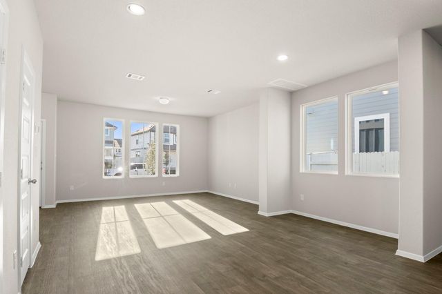 153 Daylily DR, Elgin, TX 78621