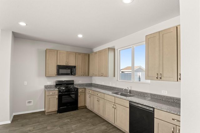 153 Daylily DR, Elgin, TX 78621