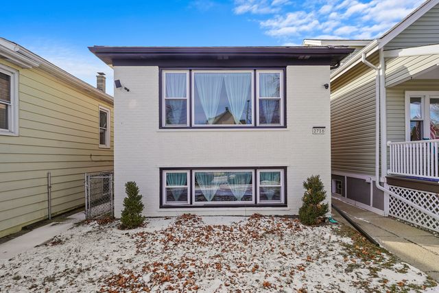 2716 N 73rd Avenue, Elmwood Park, IL 60707
