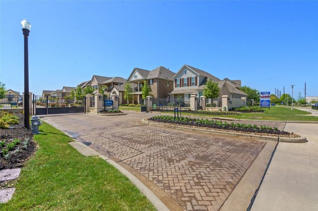 9406 Caddo Ridge Lane, Cypress, TX 77433