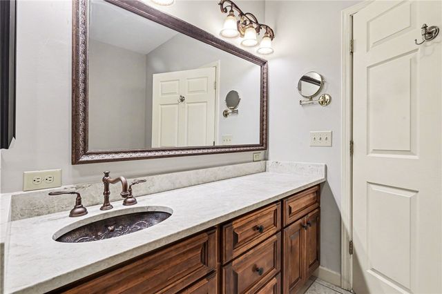 109 Oak Crest Circle, Seneca, SC 29672