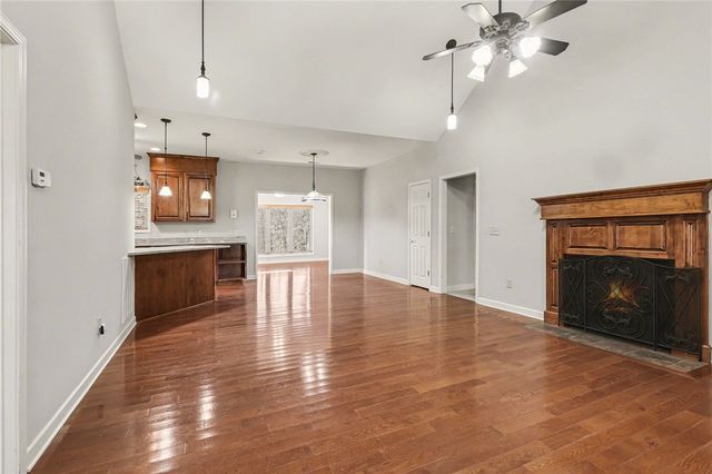 109 Oak Crest Circle, Seneca, SC 29672