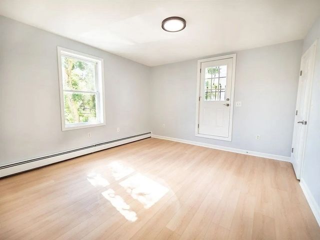 502 Somerville Ave 3, Somerville, MA 02143