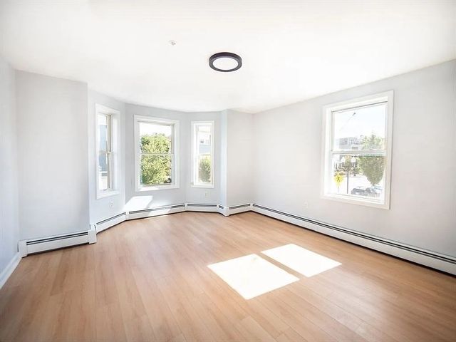 502 Somerville Ave 3, Somerville, MA 02143