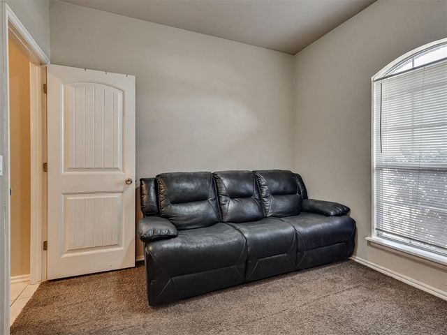 636 NW 112th Street, Oklahoma City, OK 73114