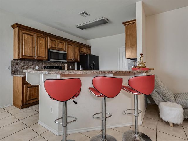 636 NW 112th Street, Oklahoma City, OK 73114