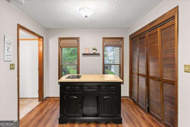 2272 Macby Drive, Marietta, GA 30066