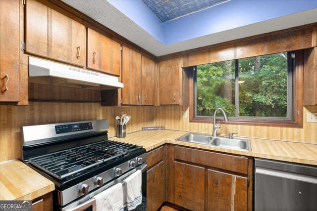 2272 Macby Drive, Marietta, GA 30066