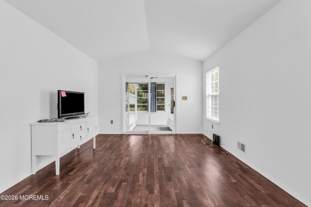 4 Brant Drive, Brick, NJ 08724