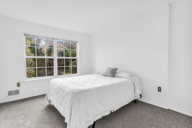 4 Brant Drive, Brick, NJ 08724