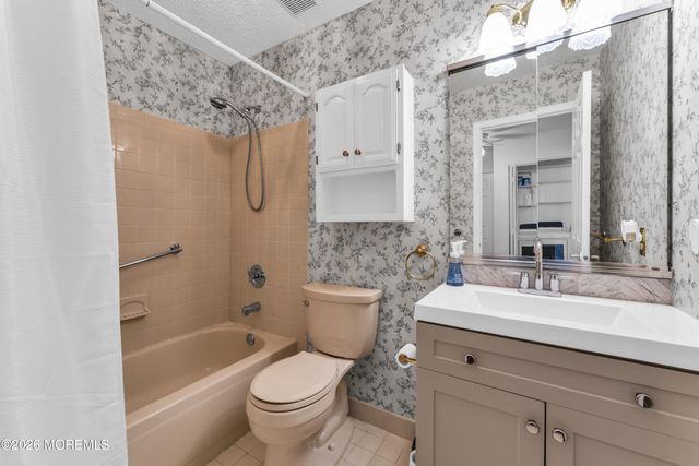 4 Brant Drive, Brick, NJ 08724