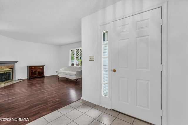 4 Brant Drive, Brick, NJ 08724