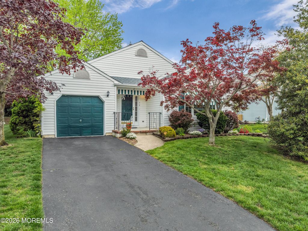 4 Brant Drive, Brick, NJ 08724